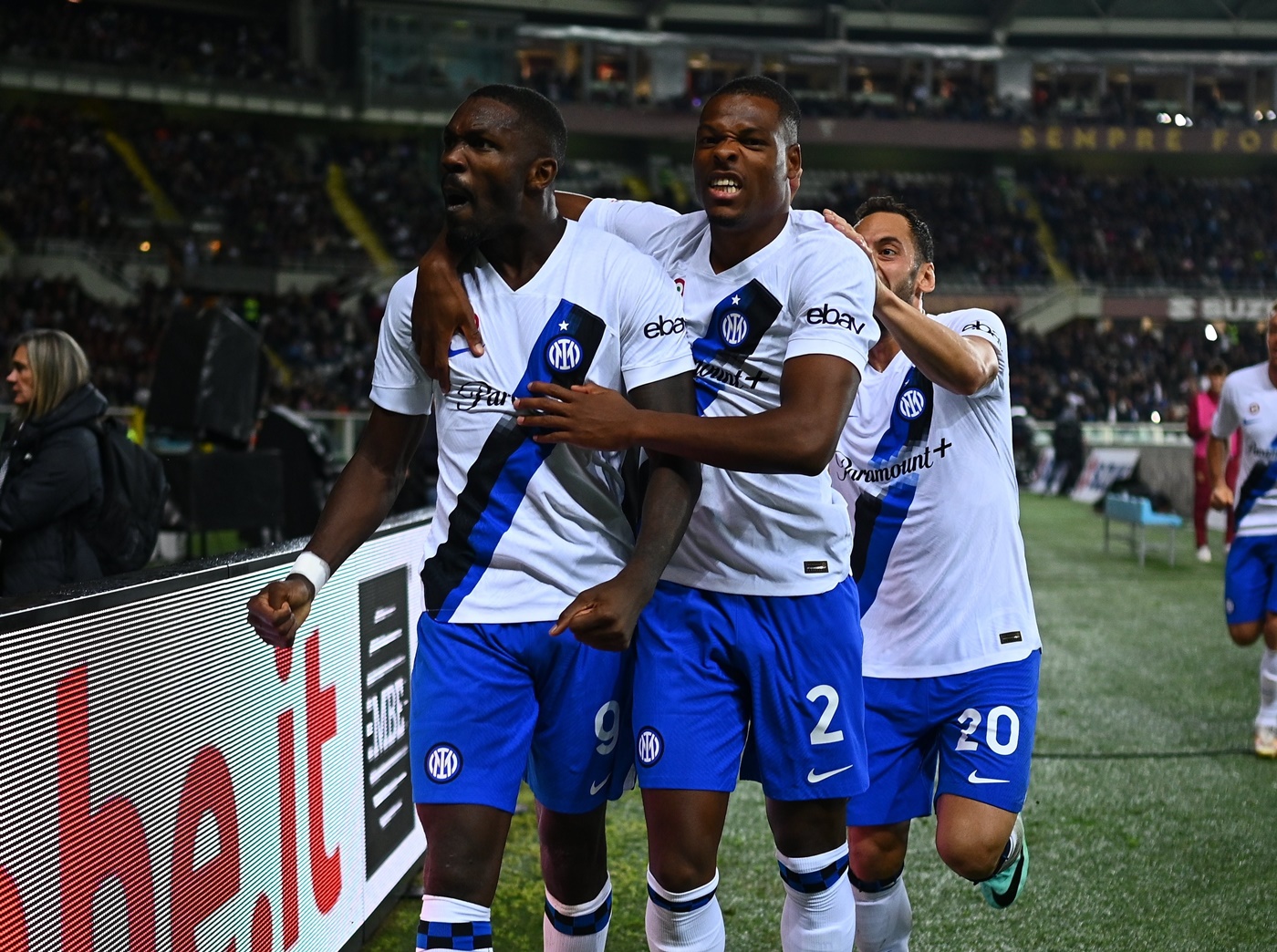 Τριάρα στο Τορίνο η Ίντερ και ξανά κορυφή (vids)