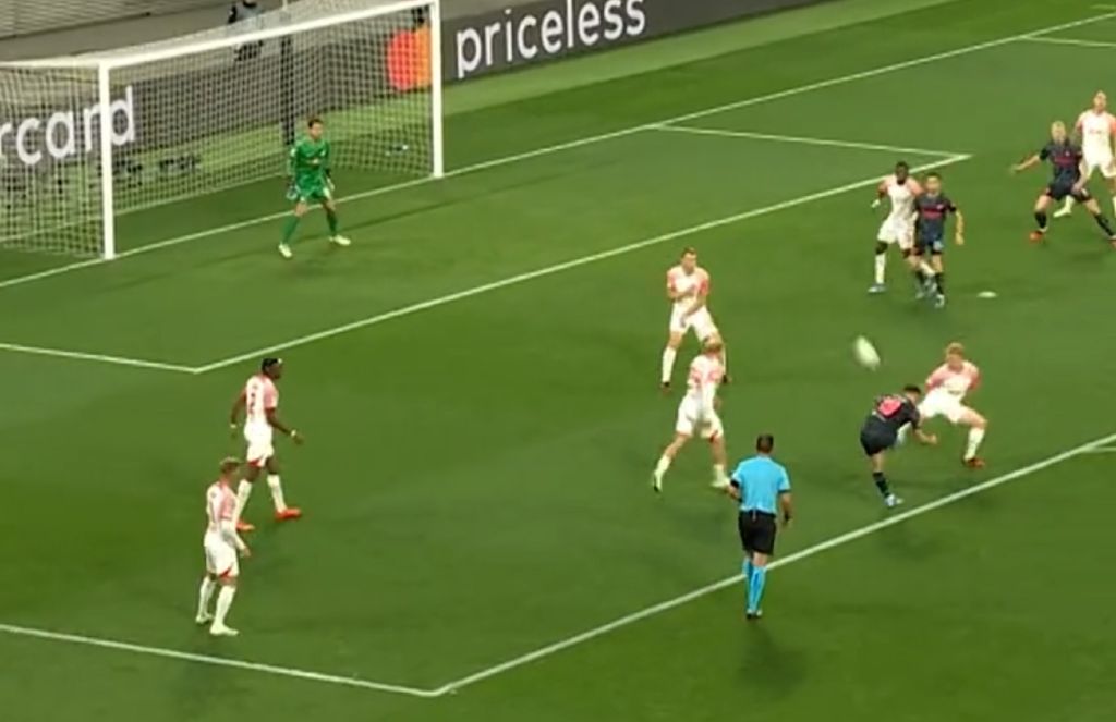 H μαγική γκολάρα του Άλβαρεζ είναι ο ορισμός του τέλειου πλασέ (vid)