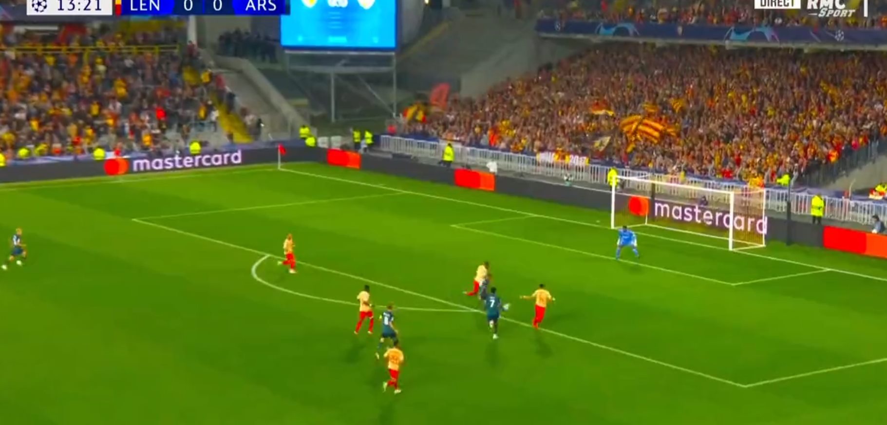 Ξεκίνησε από… νωρίς ο Ζεσούς: Πήρε «τηλέφωνο» και τη Λανς! (vid)