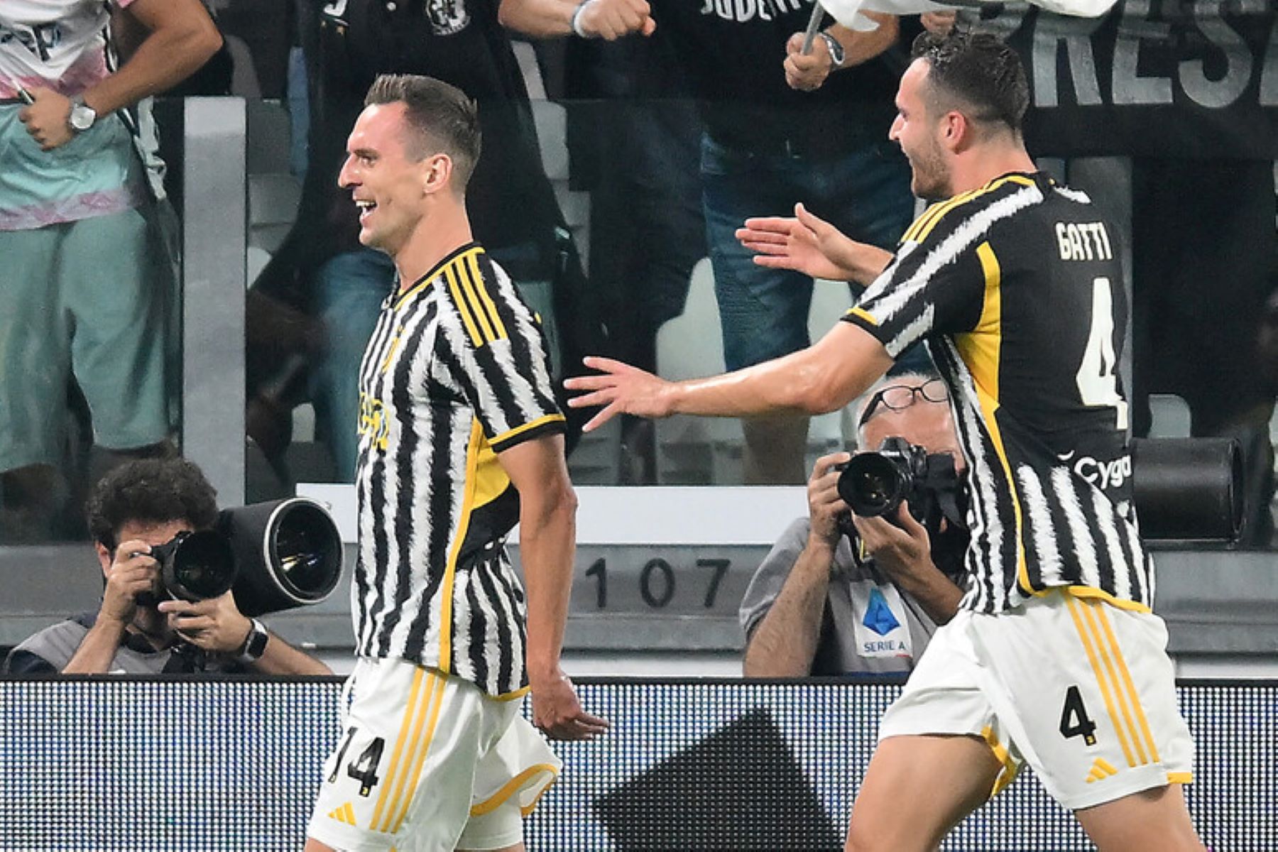 Οι «παραφωνίες» Πογκμπά – Φατζιόλι φέρνουν μεταγραφή επιπέδου στα χαφ της Γιουβέντους