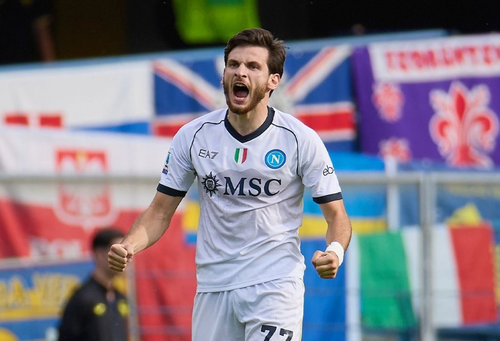 Πρωταθλήτρια με «διπλό» από τα παλιά – Ο Κβαρατσχέλια… έδειξε τον δρόμο (vid)