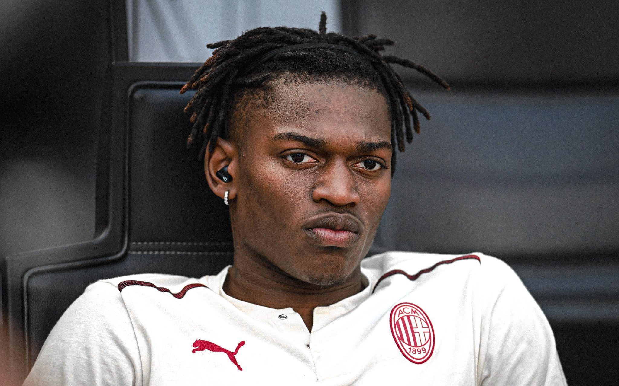 Άρχισαν τα… όργανα στη Μίλαν και η μουρμούρα για τον Λεάο!