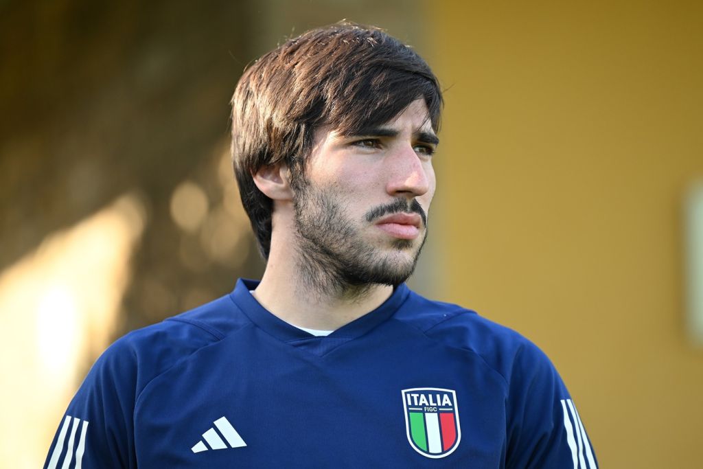 Εθισμένος στον τζόγο ο Τονάλι, ξεκινά συνεδρίες για απεξάρτηση! (pic)