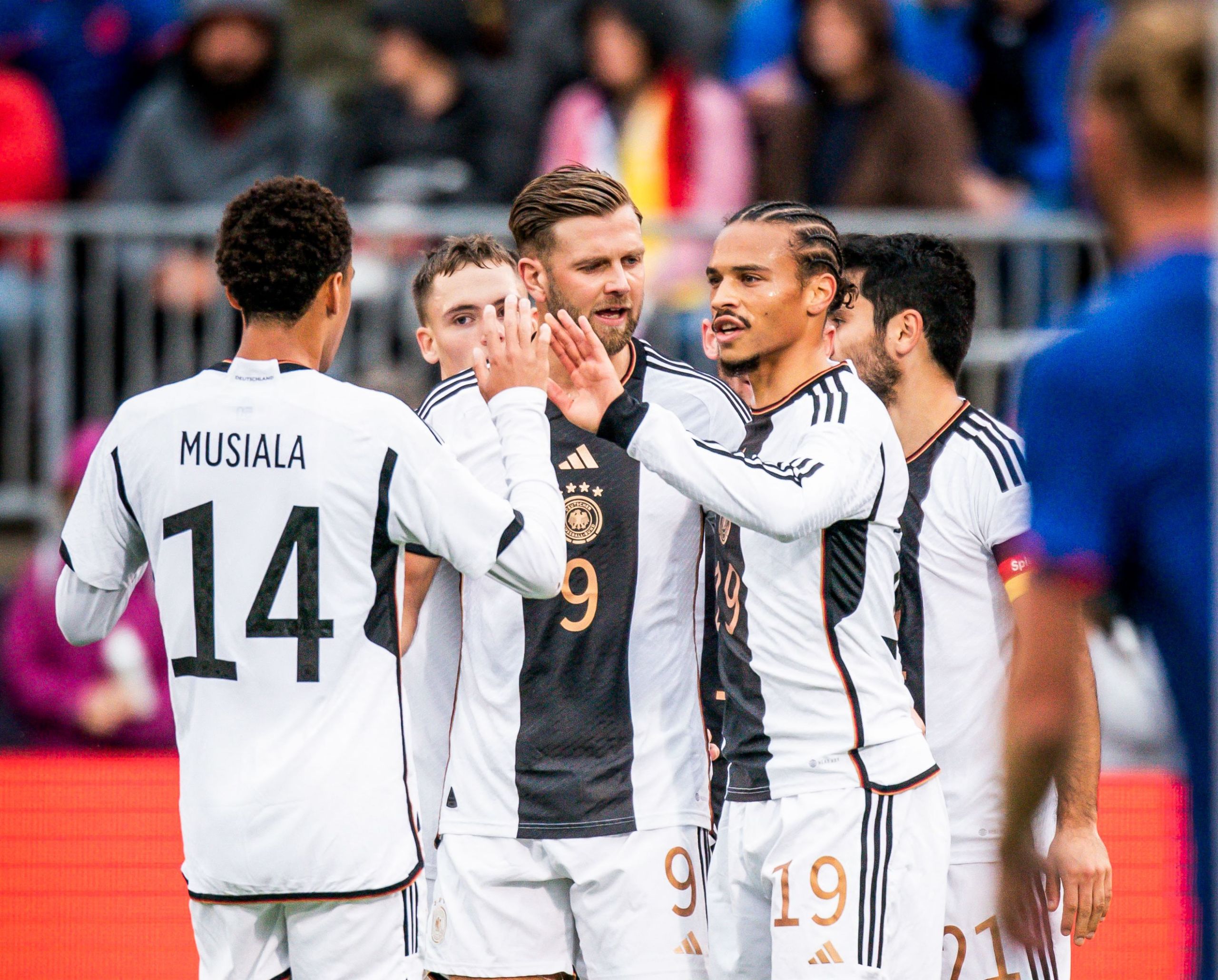 Επιτέλους… ήταν Γερμανία – Τριάρα στο ντεμπούτο του Νάγκελσμαν (vid)