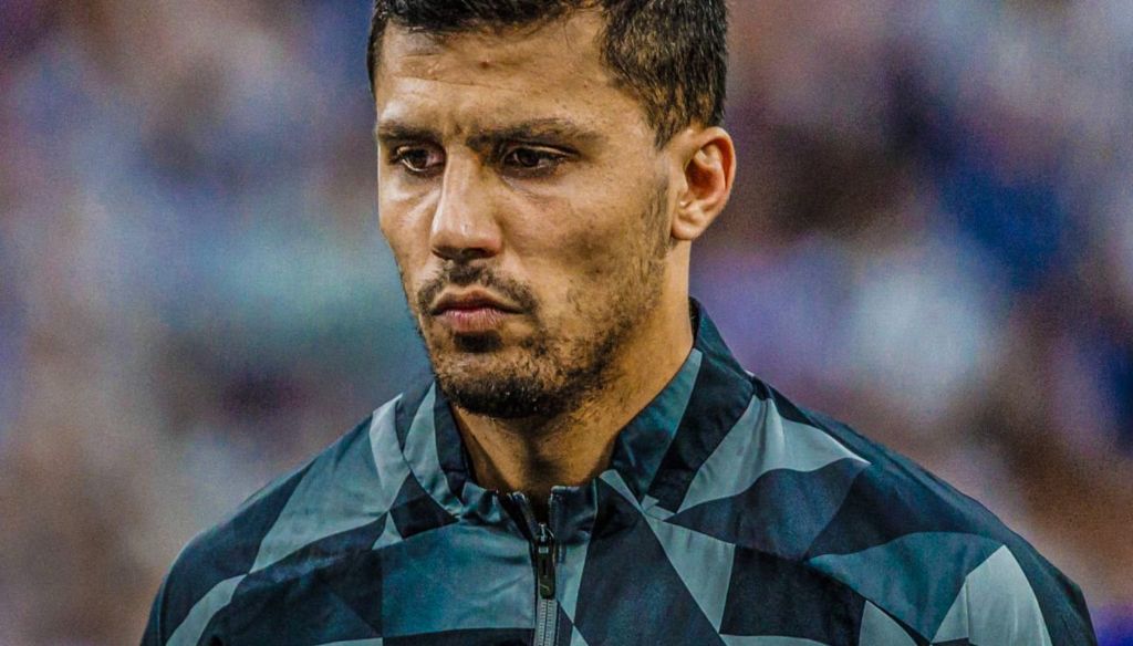 Θρύλος της Άρσεναλ «κράζει» τον Ρόδρι: «Τον… φυσάς και πέφτει»