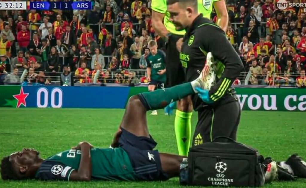 Συναγερμός στην Άρσεναλ: Αποχώρησε με ενοχλήσεις ο Σάκα! (vid)