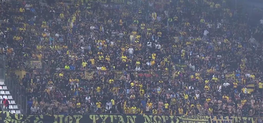 Μαρσέιγ – ΑΕΚ: Ζωγράφισαν στις εξέδρες του «Βελοντρόμ» (vids)