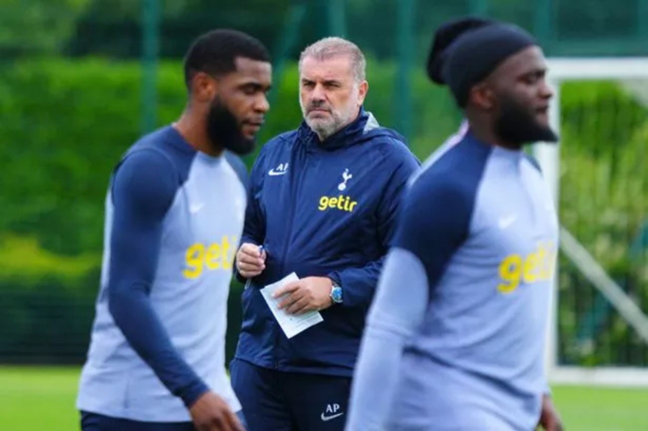 Ο Ποστέκογλου… διέταξε ταχέως επιστροφή δανεικού!