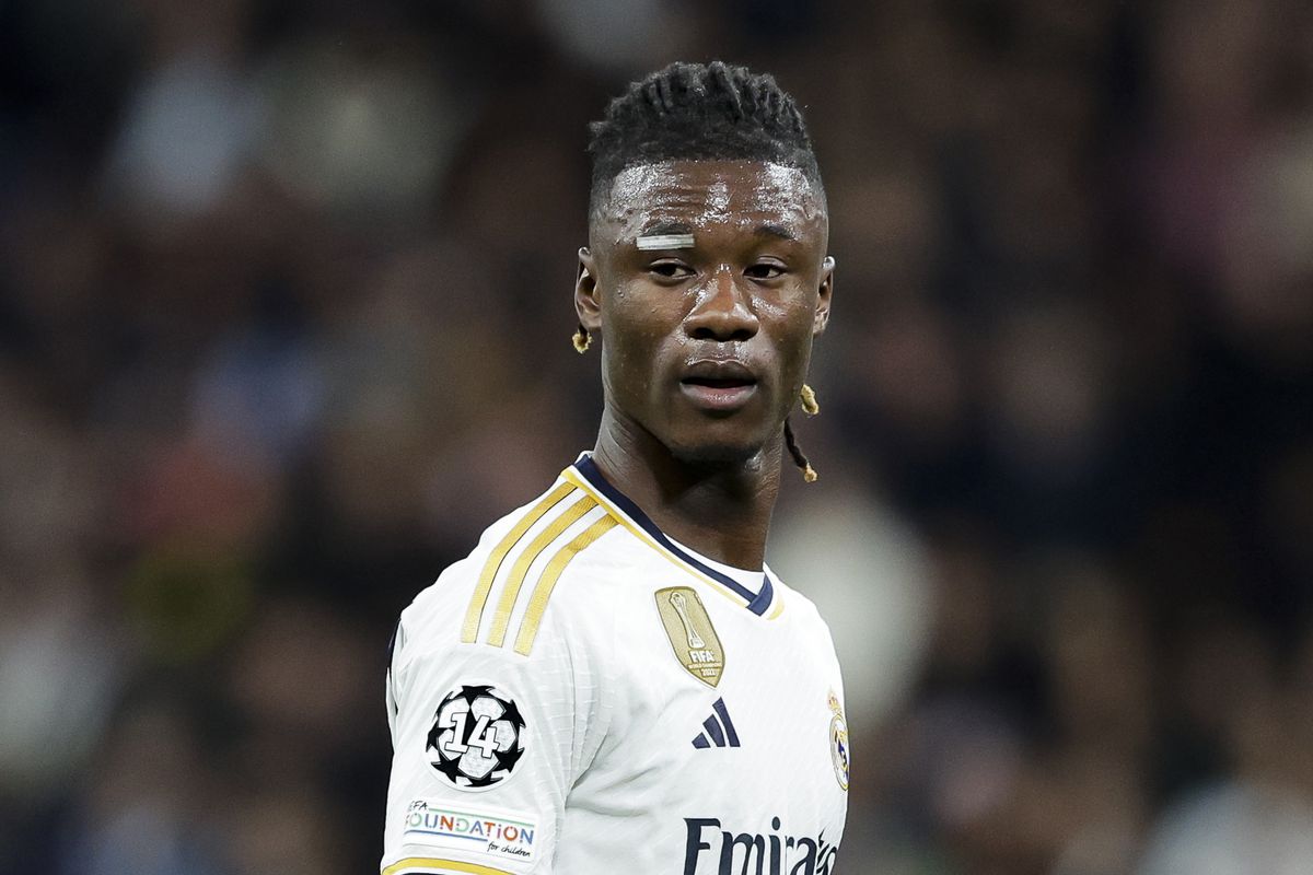 H FIFA «χρυσώνει» το χάπι και τα ταμεία της Ρεάλ ελέω Καμαβινγκά!