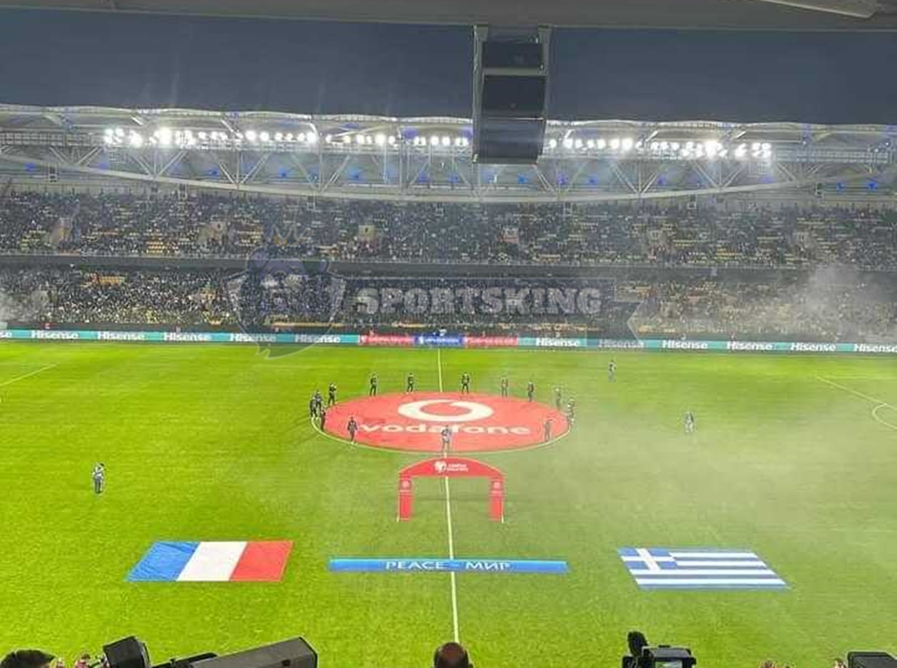 Ελλάδα – Γαλλία: Ζεστή ατμόσφαιρα στην «OPAP Arena», ανατριχίλα στον ύμνο… (vids)