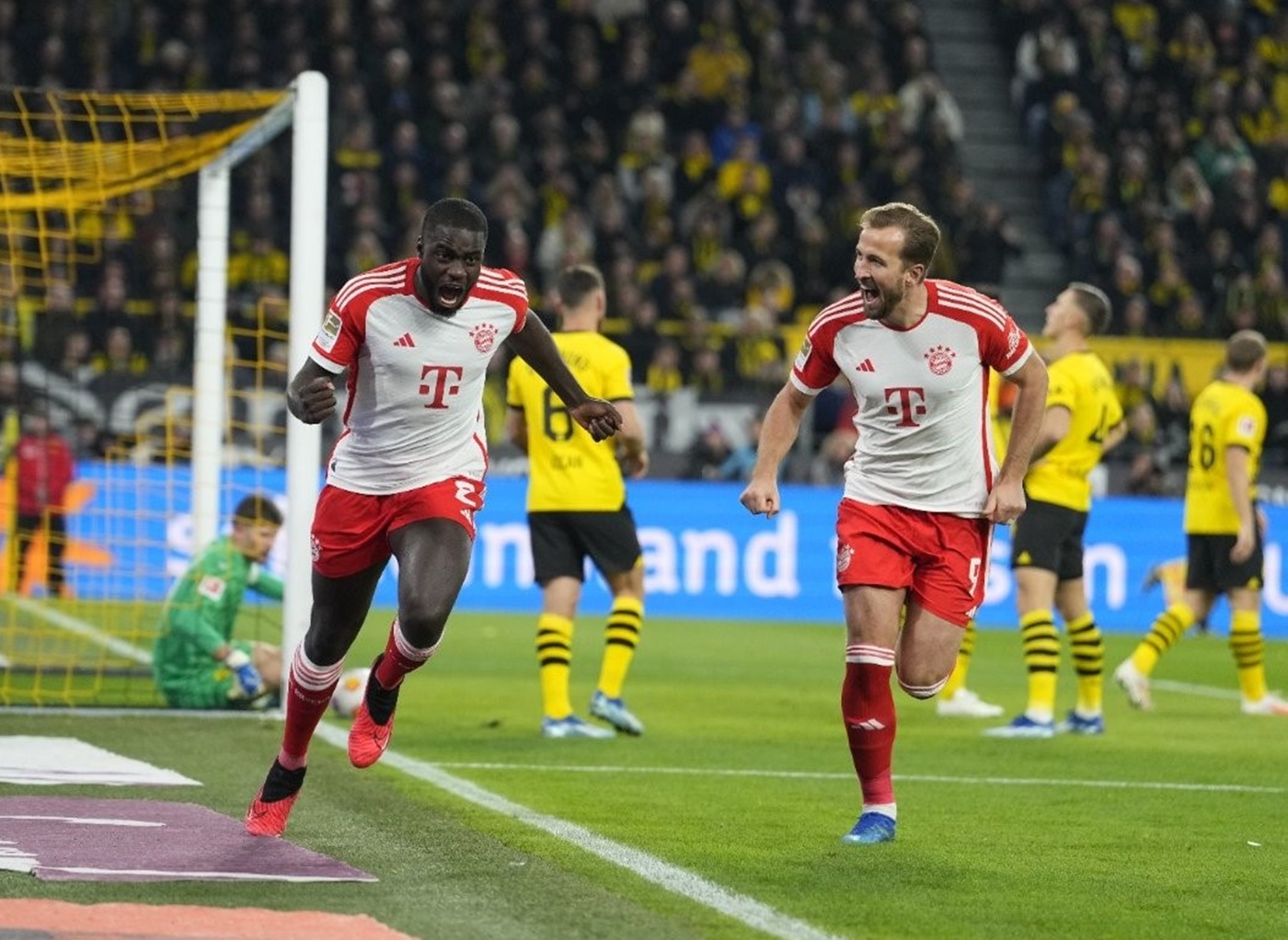 Der Klassiker: Δείχνει να… ξεπετάει την Ντόρτμουντ η Μπάγερν με δυο γκολ σε πέντε λεπτά! (vids)