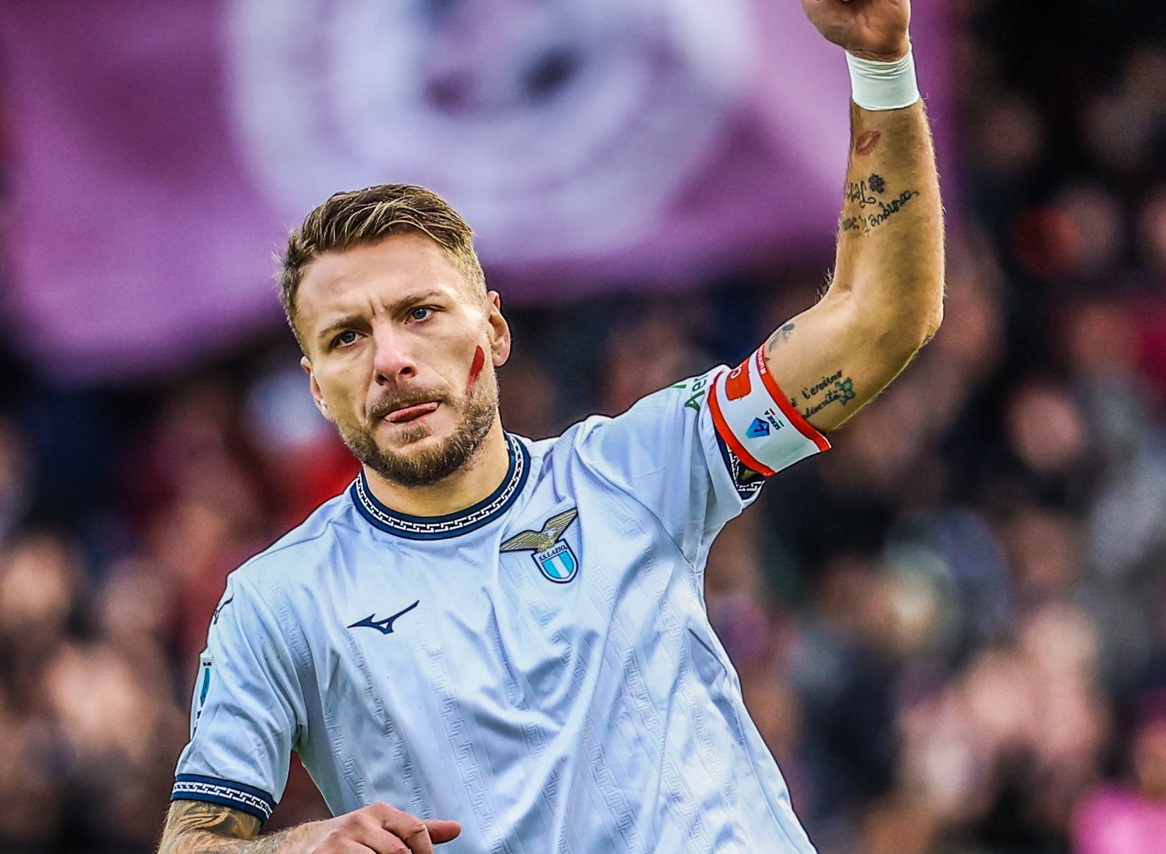 Ιμόμπιλε, εσύ κι άλλος κανείς, 100 εκτός έδρας γκολ! (vid)