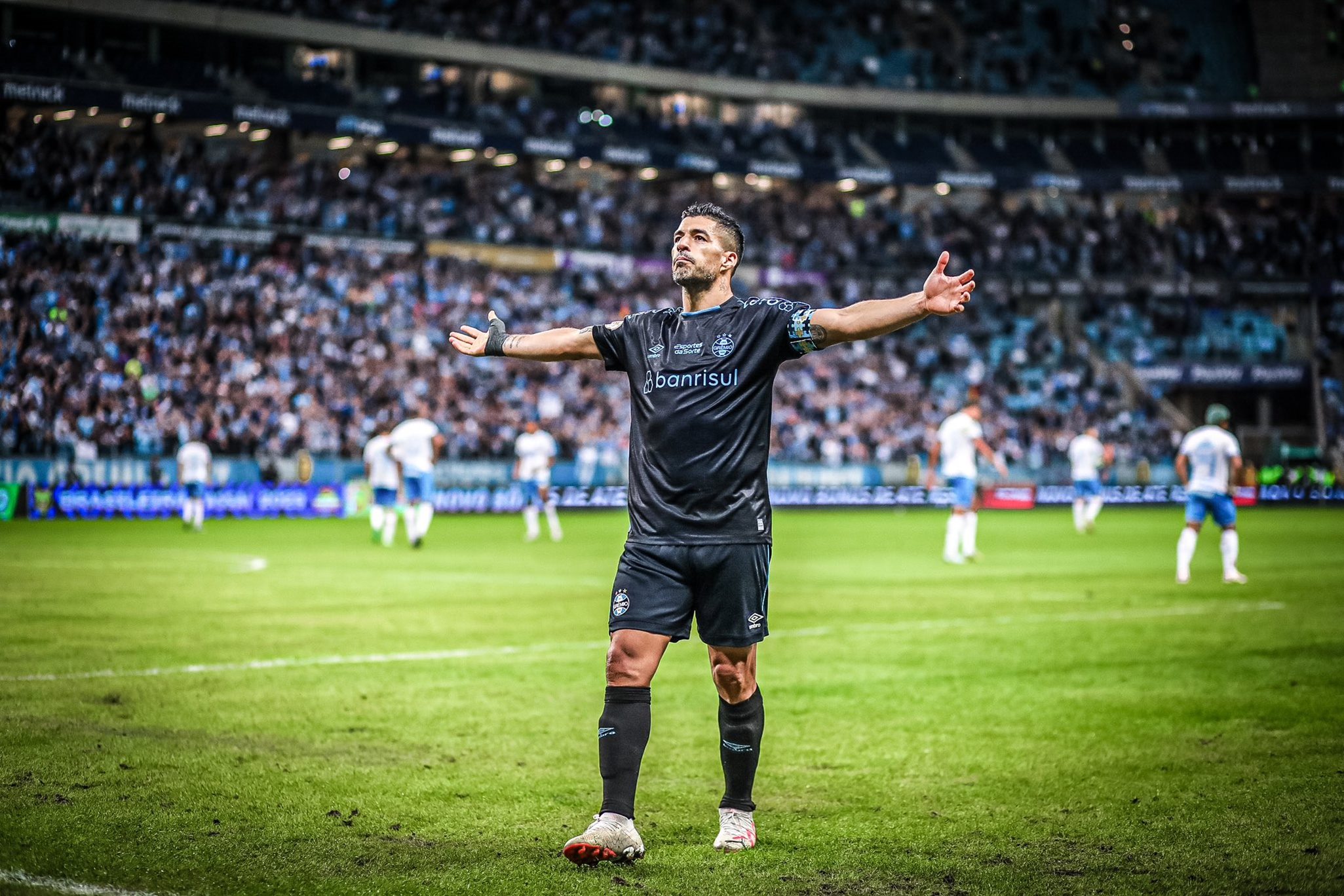 Παραμένει μεγάλος «πιστολέρο» ο Σουάρες: Το απίθανο γκολ του Ουρουγουανού killer! (vid)