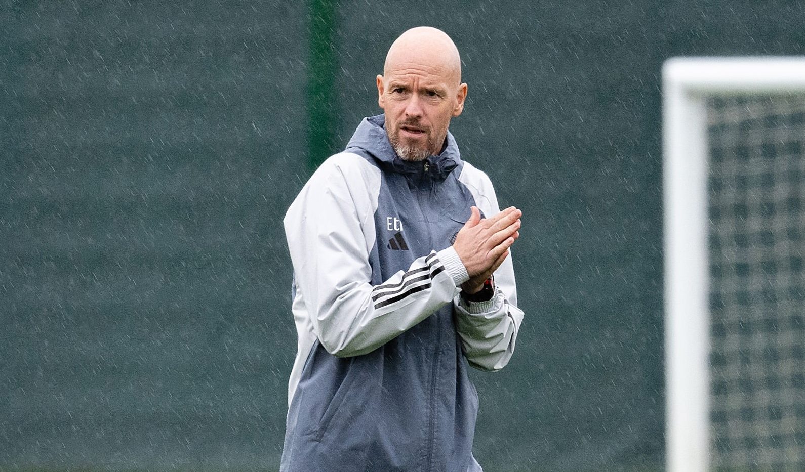 Χαλαρός και άνετος ο Τεν Χαγκ: «Σε λίγο καιρό θα δείτε την πραγματική Γιουνάιτεντ»