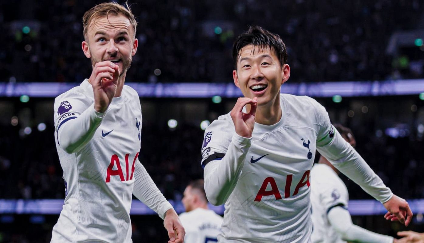 Διδάσκει… μπαλίτσα την Premier League ο Ποστέκογλου: «Εμείς το ποδόσφαιρό μας…»