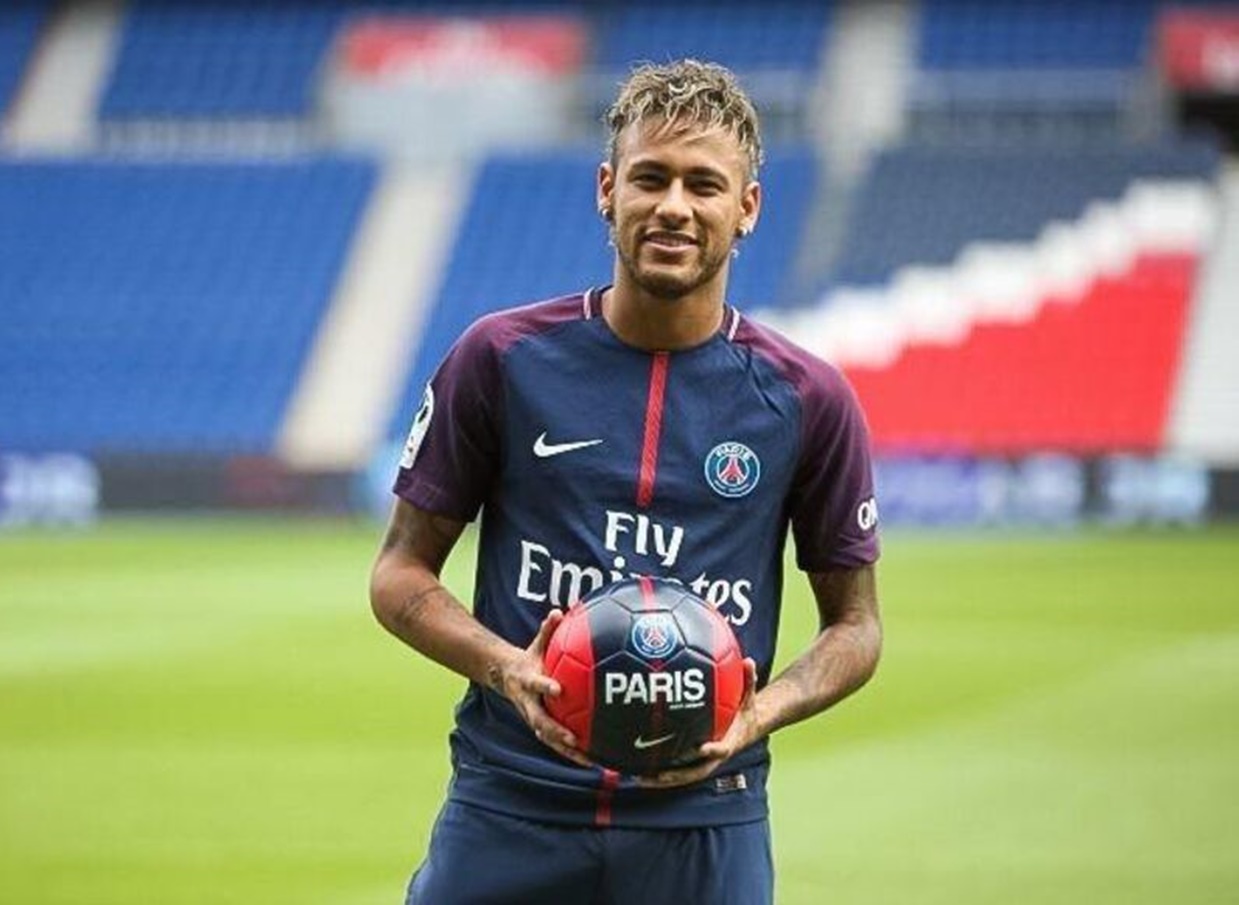 Μεγάλη αποκάλυψη της «L’ Equipe»: Το 2017 ο Νεϊμάρ πήγε στην Παρί σοβαρά τραυματίας!