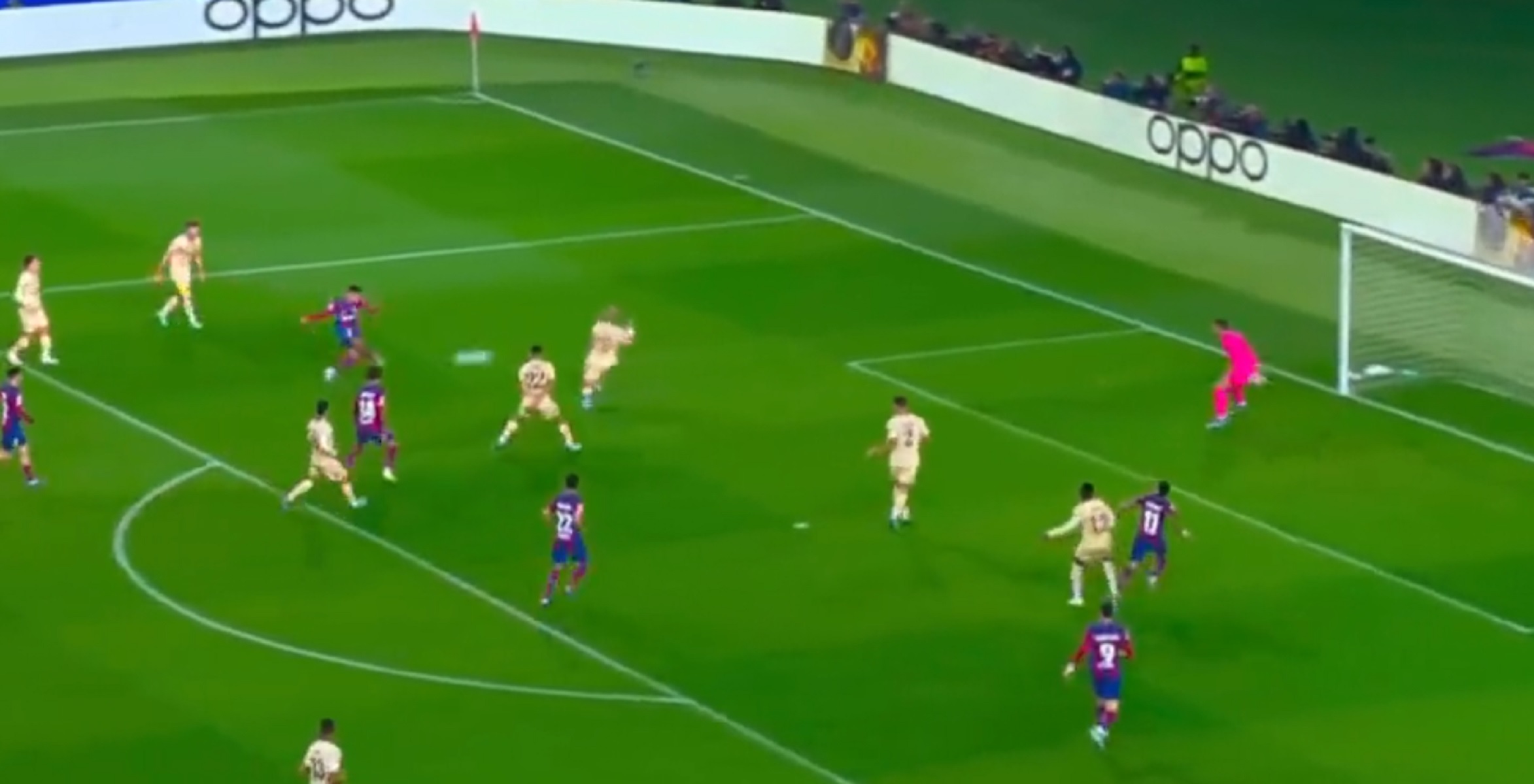 Μαγική εκτέλεση από Κανσέλο – Γκολ που θα ζήλευε και ο Λεβαντόφσκι (vid)