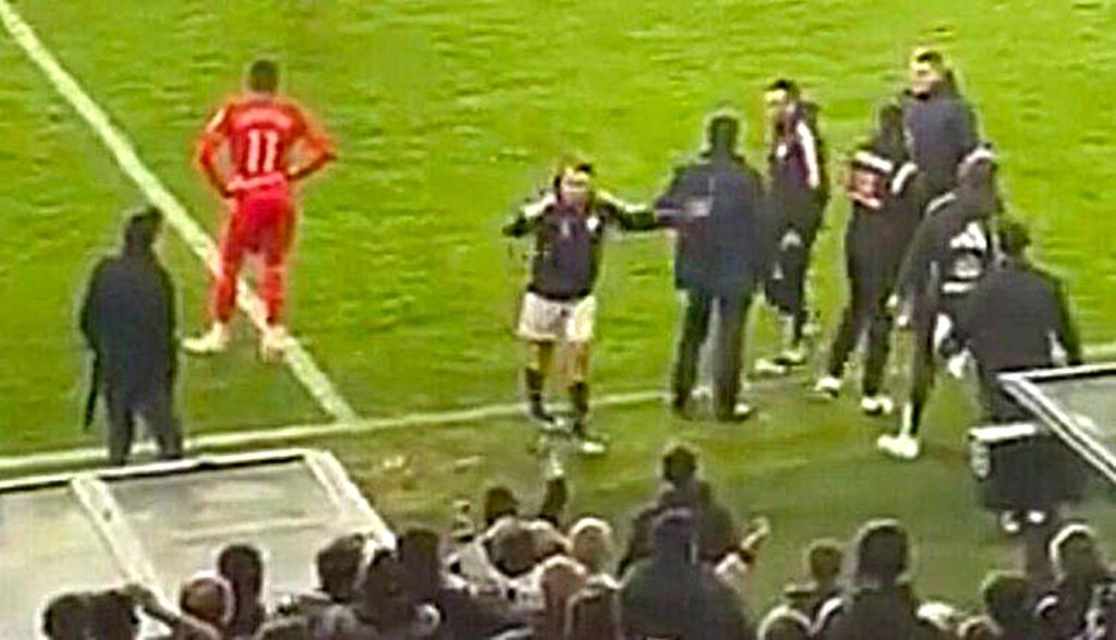 Κατεδάφισε το VAR ο Ιάγο Άσπας και κινδυνεύει με ποινή! (vid)