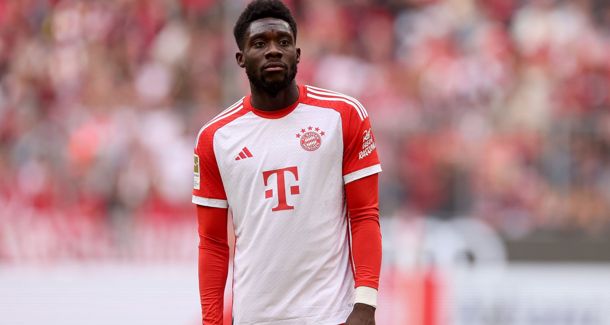 Ο Αλφόνσο Ντέιβις ζητά… το Μόναχο – Πιέζει με τρόπο για τη μεταγραφή του στη Ρεάλ