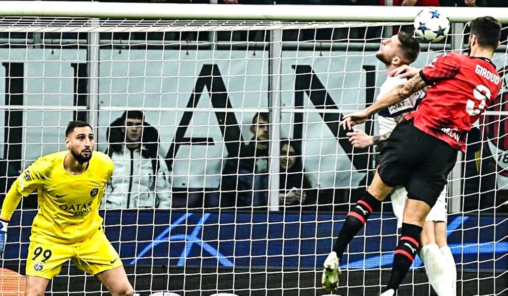 Μπαπέ, για πάρε μάτι τον… γέρο: Κεφαλιά για σεμινάριο από τον Ζιρού! (vid)