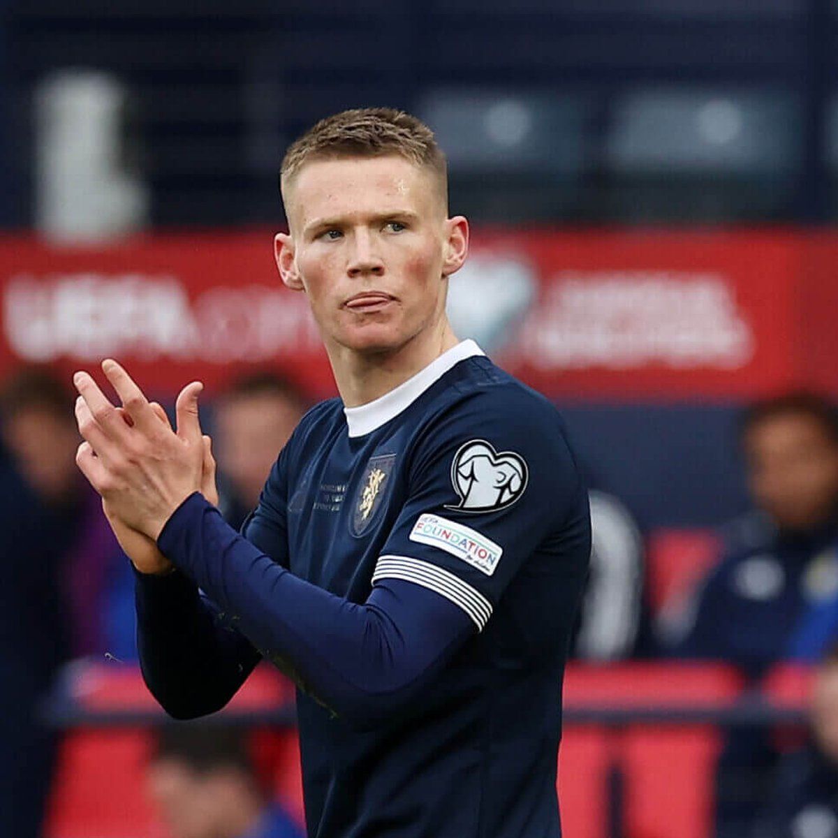 ΜακΤόμινεϊ: «Αισχρή συμπεριφορά η Γεωργία – Κυλιούνται κάτω και κλαίγονται σαν μωρά»!