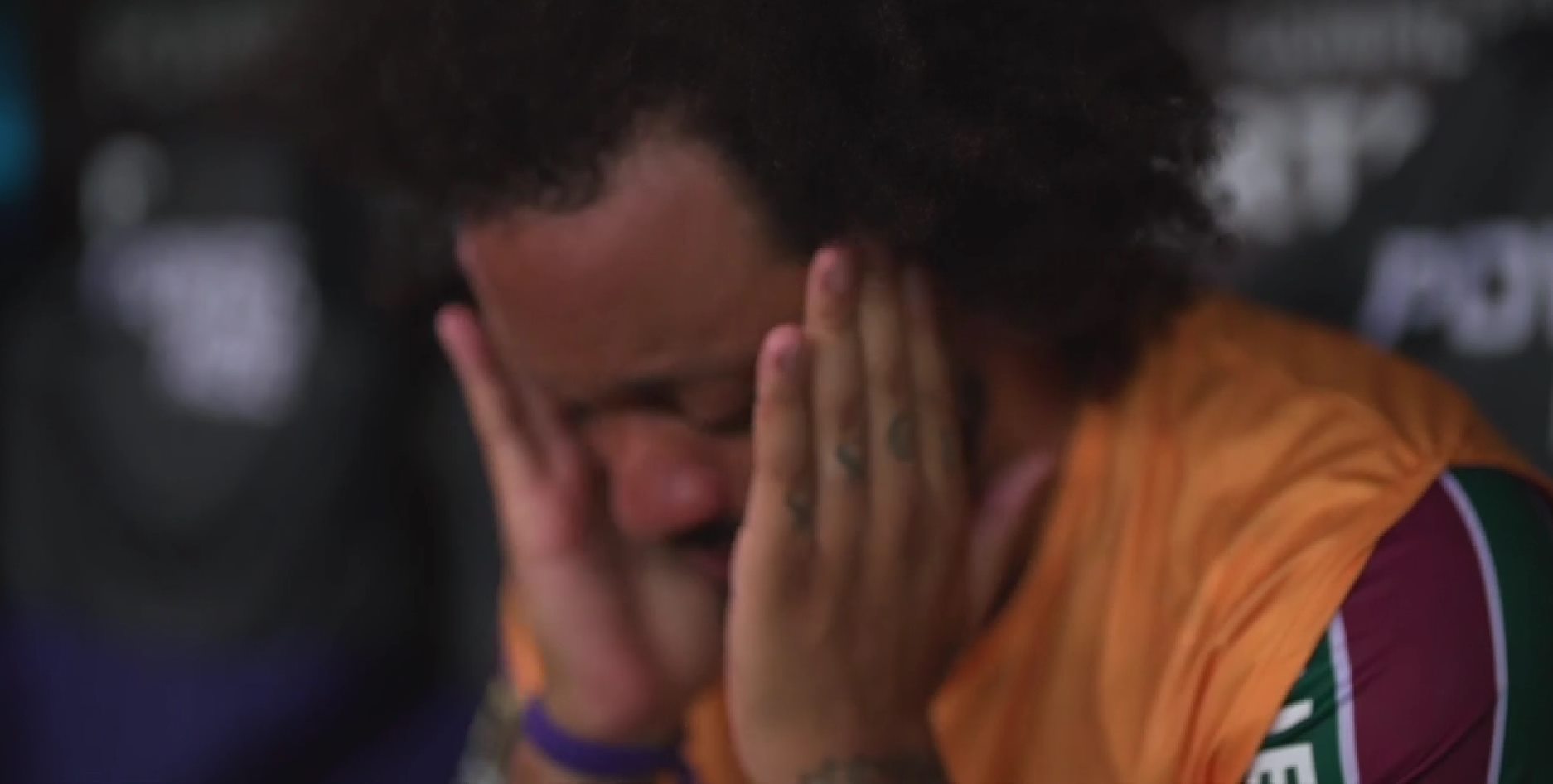 Το κλάμα του Μαρσέλο δείχνει πόσο ΓΚΟΛΑΡΑ ήταν του Κένεντι! (vid)