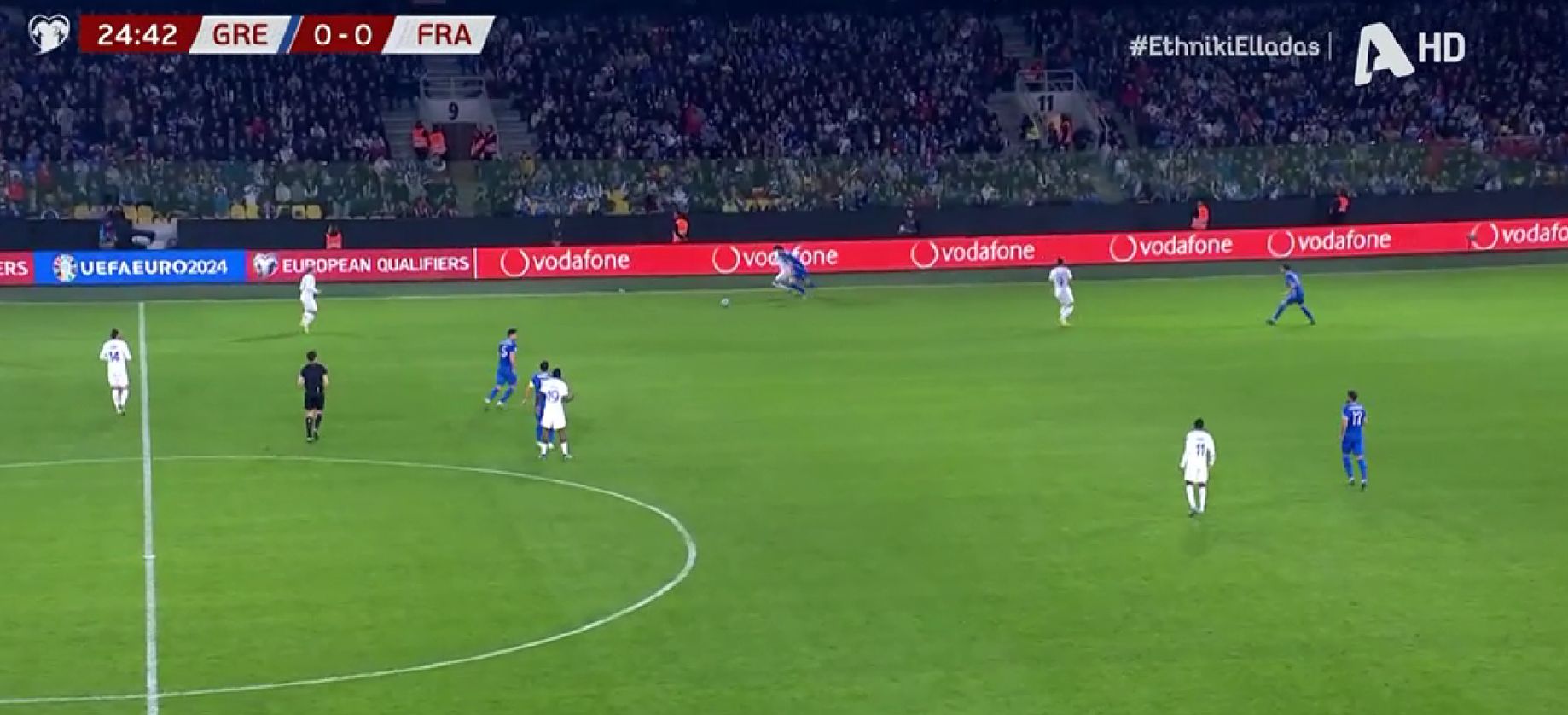 Την είδε… Ζιντάν ο Μαυροπάνος: Η μαγική «ποδιά» του Έλληνα στόπερ! (vid)