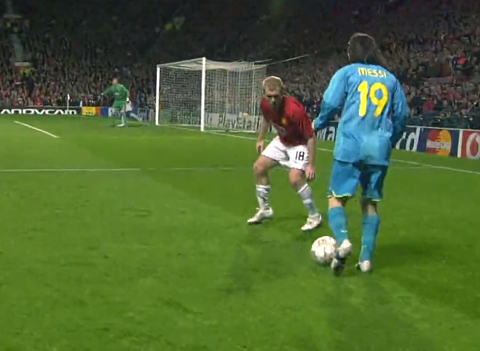 Τα social media του Champions League «ξεσκόνισαν» τη μνήμη μας με ένα μαγικό δίλεπτο Μέσι (vid)