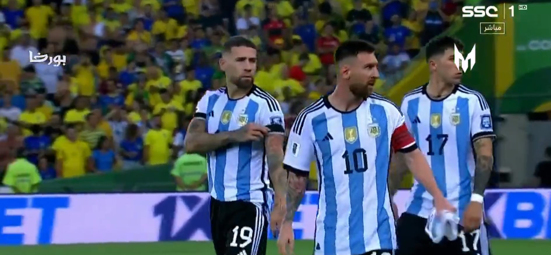 Έξαλλος ο Μέσι: «Παίρνω την ομάδα και φεύγουμε! Δεν παίζουμε!» (vid)