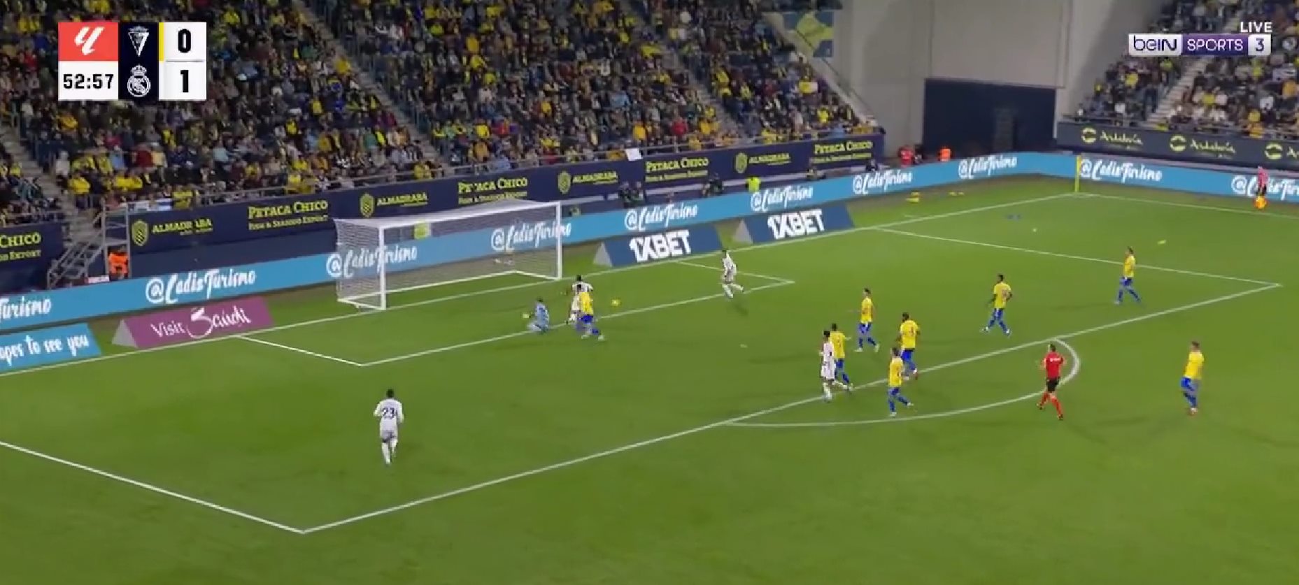 Έπαθε… delulu ο Χοσέλου και έχασε το πιο εύκολο γκολ της καριέρας του! (vid)