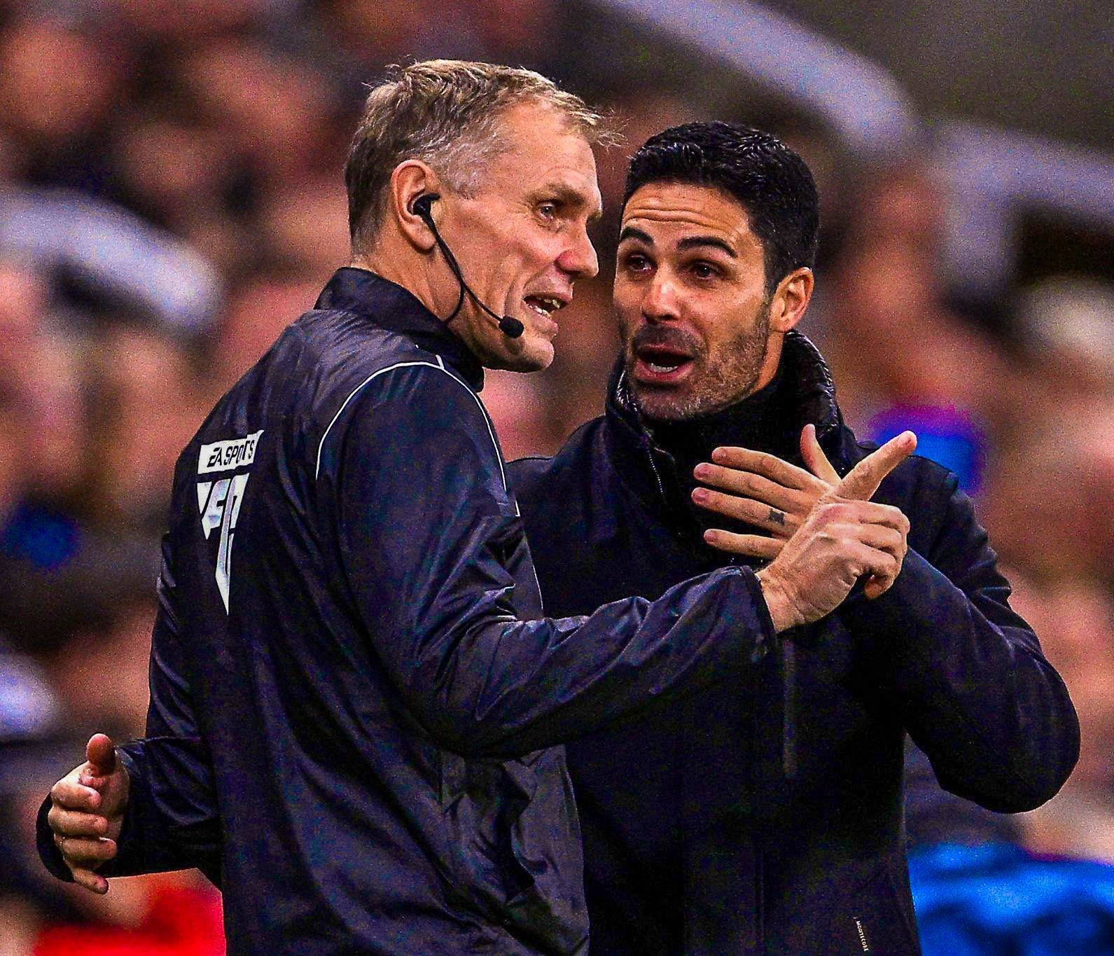 Ξέσπασμα Αρτέτα: «Ντρέπομαι που παίρνω μέρος σε αυτό! Με αρρώστησε, ειλικρινά…»