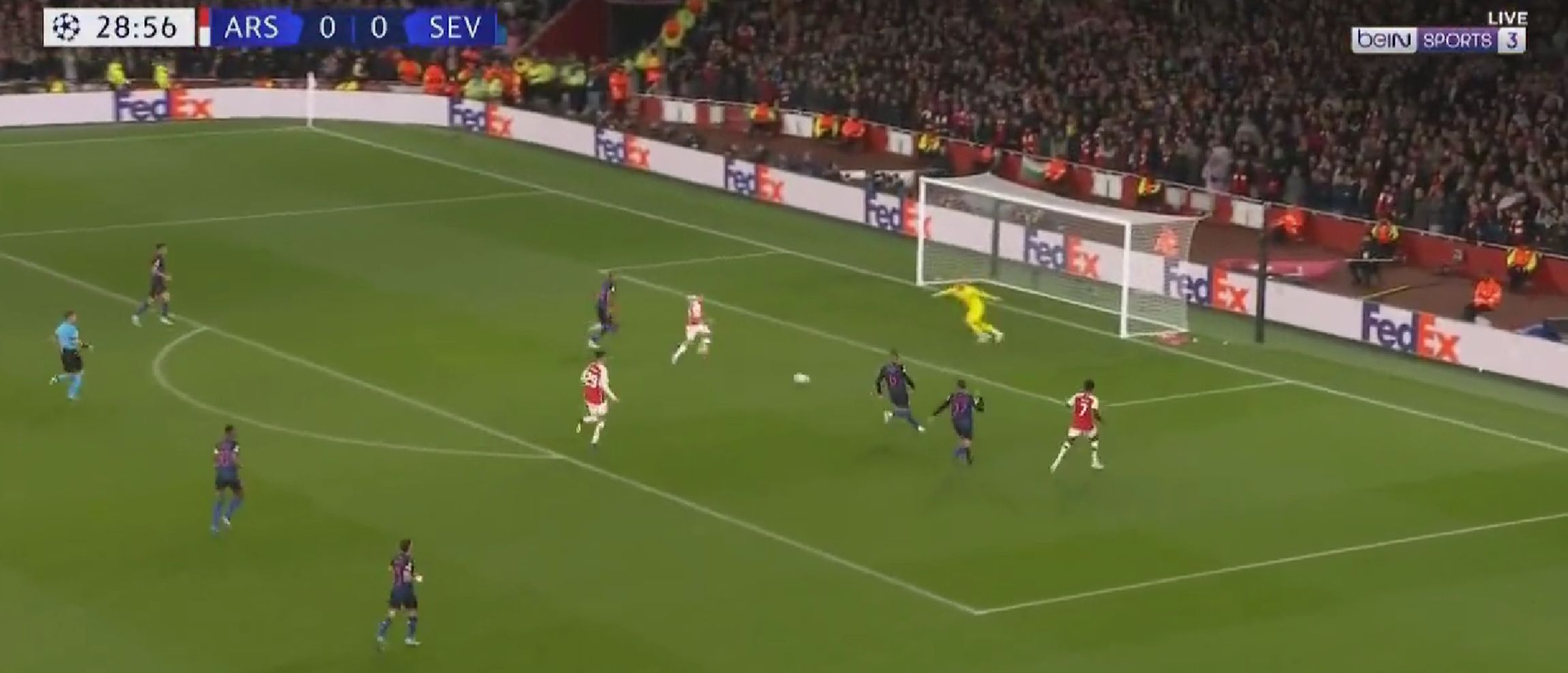 Που είναι η μπάλα, οέο: Η Άρσεναλ έκρυψε τη μπάλα για το 1-0! (vid)