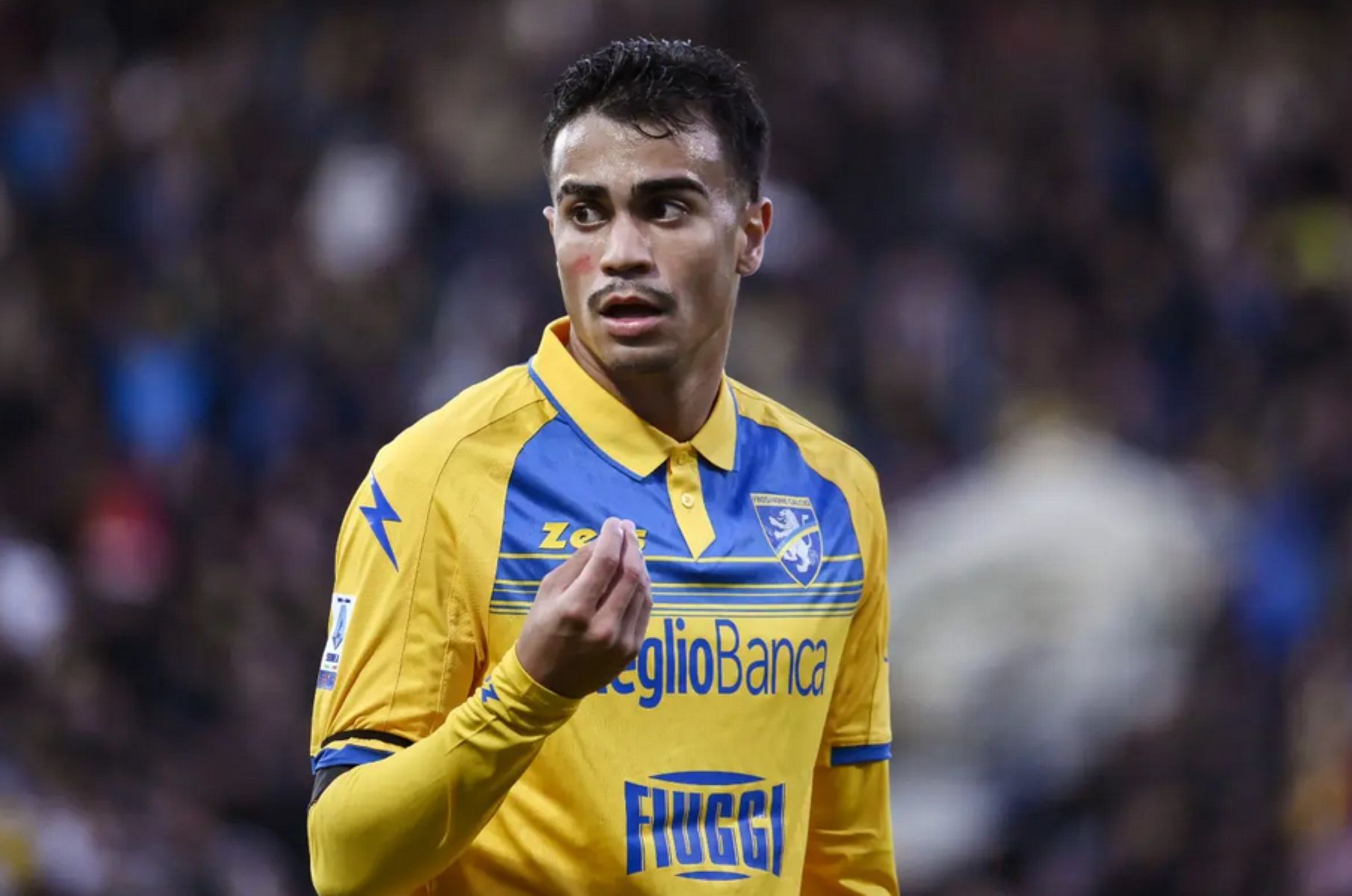 Με απουσίες η Μίλαν, επικίνδυνη η Φροζινόνε