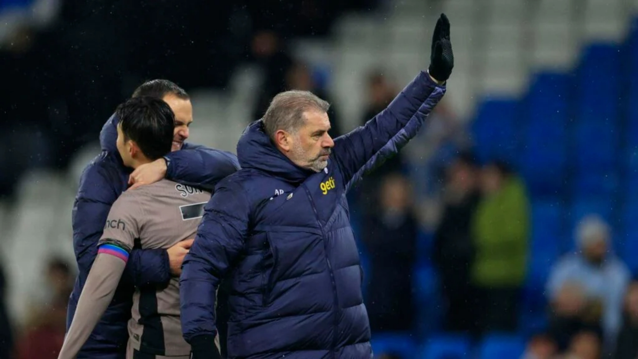 Το παραδέχτηκε και ο Ποστέκογλου: «Ήμασταν τυχεροί με την απόφαση του διαιτητή»!