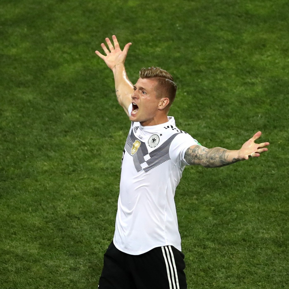 Γερμανία… καλεί Κρόος – Ο Νάγκελσμαν «άνοιξε» την πόρτα για τον Γερμανό μέσο!