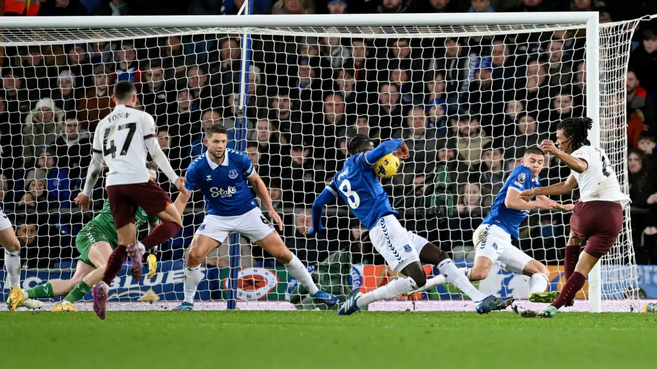 Έξαλλος ο Ντάις για το πέναλτι της Σίτι: «Αν αυτό είναι πέναλτι, εγώ είμαι από άλλον πλανήτη»!