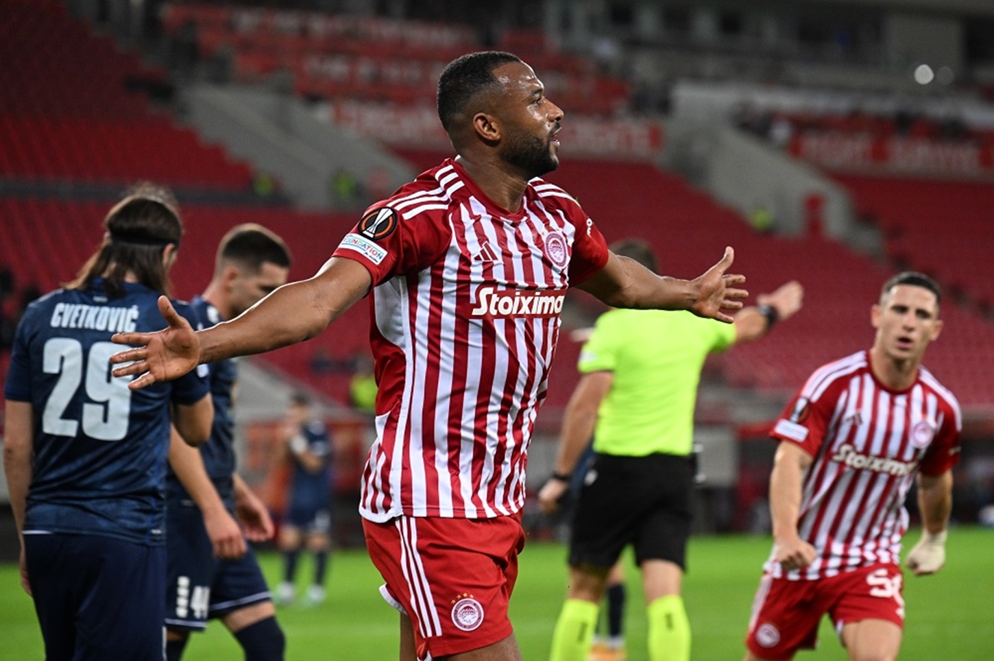 Ξέσπασε ο Ολυμπιακός και έκανε το αυτονόητο με την Τόπολα (vid)