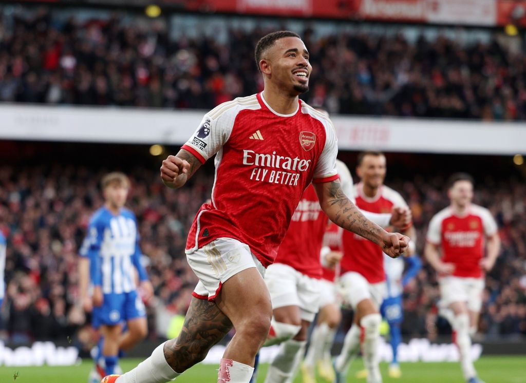 Επαγγελματική νίκη κορυφής η Άρσεναλ περιμένοντας δώρο της Γιουνάιτεντ (vid)