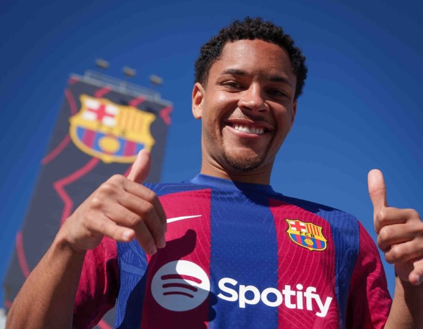 Δεν κρατιέται η νέα παιχτούρα της Μπαρτσελόνα: «Δεν μπορώ να περιμένω»! (vid)