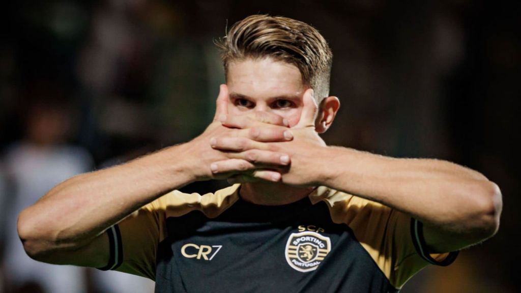 Αφήνει στην άκρη τον Όσιμεν η Τσέλσι και πιάνει το «πολυβόλο» της Σπόρτινγκ