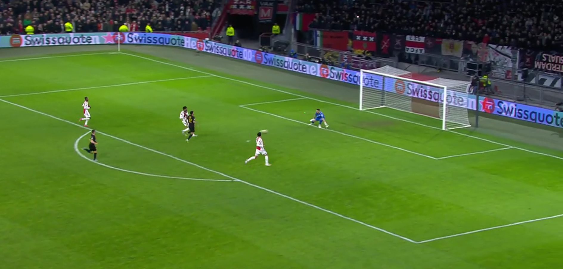 Μετά το 3-1 ο Αθανασιάδης έγινε… Κουρτουά: Οι απίθανες επεμβάσεις του! (vids)