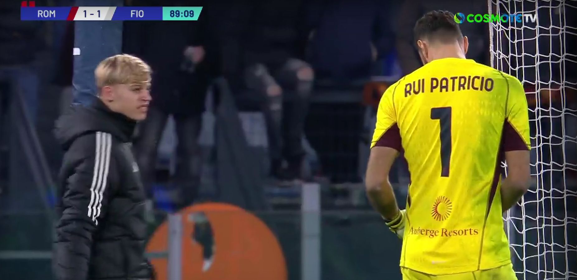 Απολαυστικός Μουρίνιο: Έβαλε ball boy να δώσει… οδηγίες! (vid)