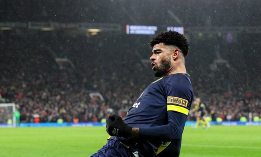 Το «Θέατρο των εφιαλτών»: Η Μπόρνμουθ ταπείνωσε τη Γιουνάιτεντ μέσα στο σπίτι της! (vid)