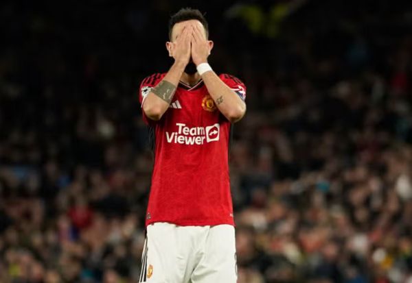 Περιμένει ακόμη περισσότερα από τον Μπρούνο Φερνάντες ο Τεν Χαγκ!