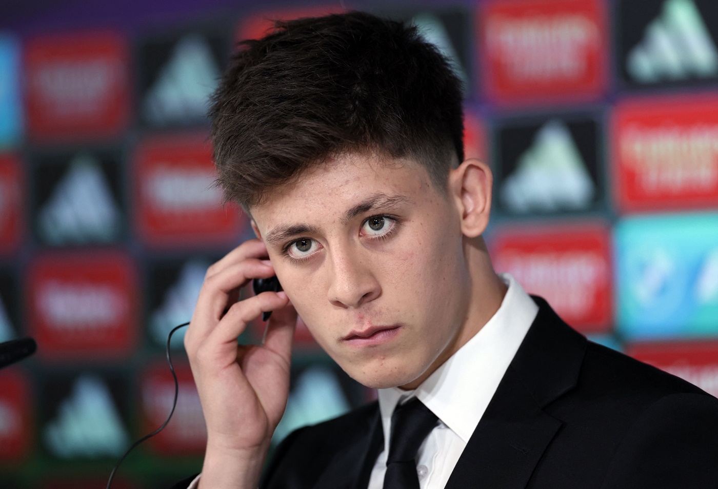 Ρεάλ Μαδρίτης: Στην κρίση του Γκιουλέρ αν θα προλάβει ντεμπούτο πριν τελειώσει το 2023