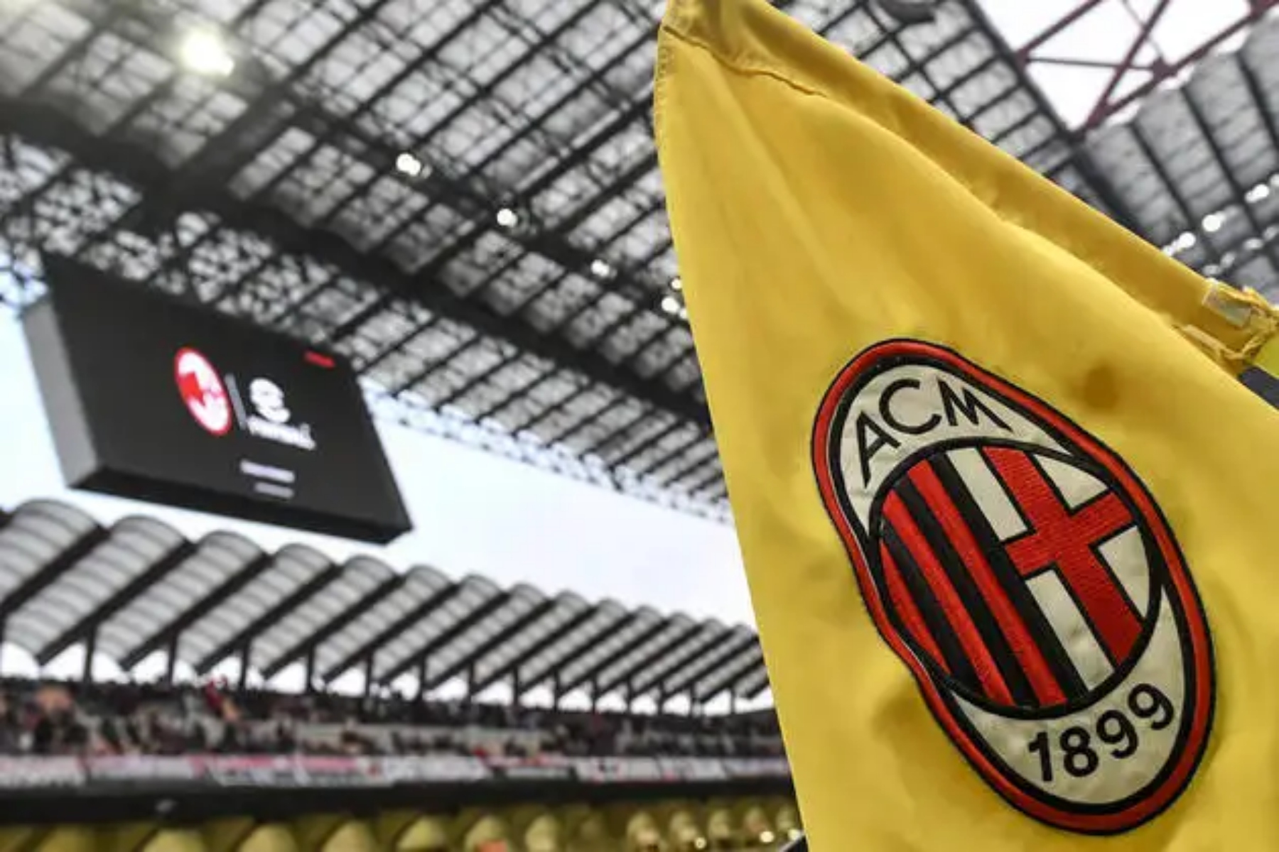 Μίλαν: «Η αναίρεση του “νόμου Μπέκαμ” θα καταστρέψει το ιταλικό ποδόσφαιρο»!