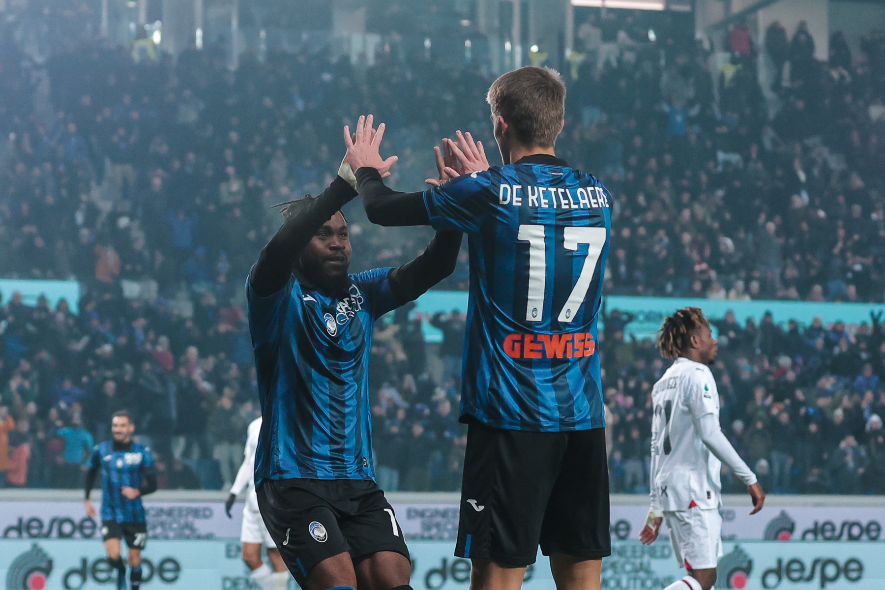 Η Αταλάντα με… τρίμπαλο και γκολάρα του Μουριέλ «καθάρισε» την Μίλαν! (vids)