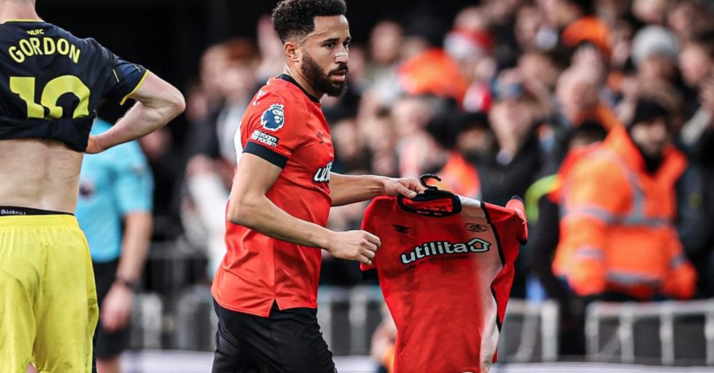 Η Λούτον έδειξε τι πάει να πει ΟΜΑΔΑ και το αφιέρωσε στον αρχηγό της! (pic)