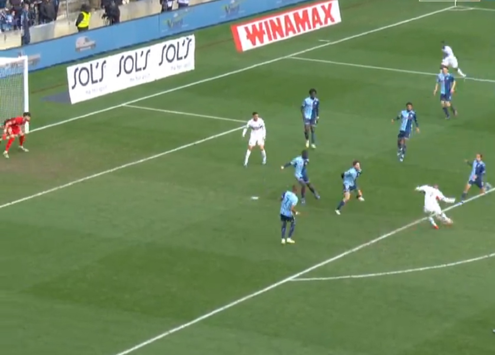 Στα χνάρια του Ανρί ο μαγικός Μπαπέ – Διδάσκει πλασέ ο Γάλλος σούπερ σταρ (vid)