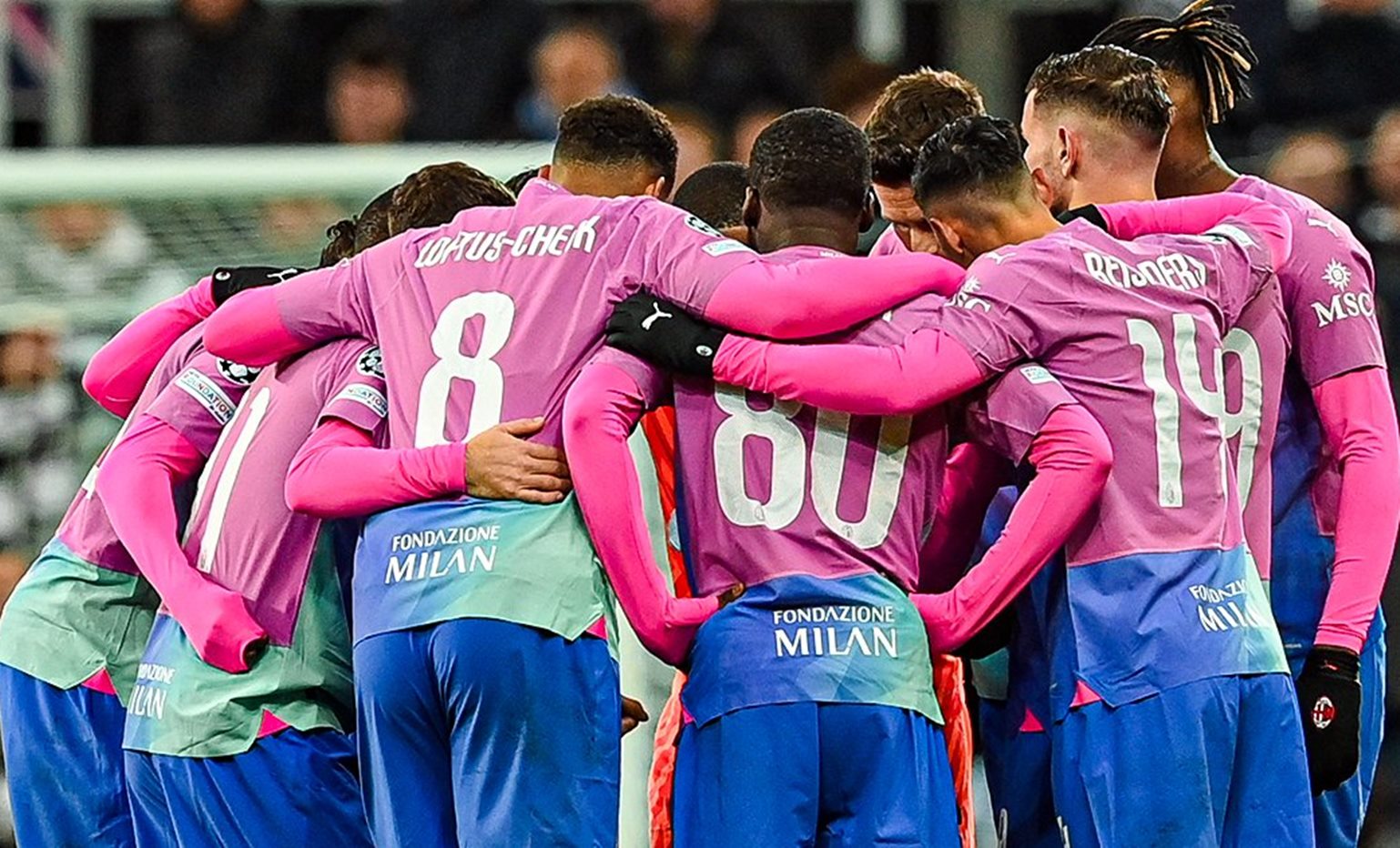 H Μίλαν ερωτεύτηκε παράφορα αυτόν που την… κάρφωσε! (vid)